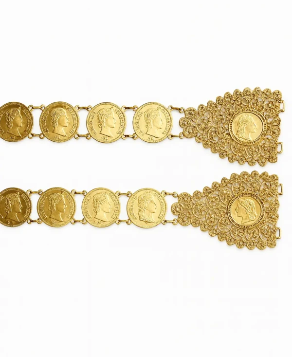 Ceintures en or et médaillons