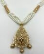 Collier de perle à pendentif